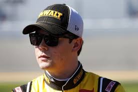 Select game and watch free nascar live streaming! Nascar Betting Odds Lines For Charlotte Playoff Race Nascar