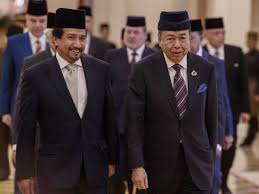 Mesyuarat dua hari itu yang berakhir hari ini dipengerusikan sultan. Sultan Selangor Mempengerusikan Mesyuarat Majlis Raja Raja Ke 254