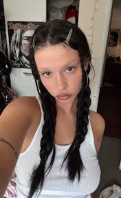 Melina Luna (lunahoops23)