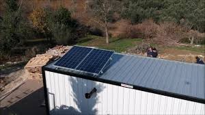 Bahçe evi için 1 kw güneş paneli elektrik üretim sistemi ve kurulumu nasıl yapılır ekonomik solar olarak bir müşterimizin daha. Ekonomik Solar Bag Evi Icin Gunes Enerjisi Paneli