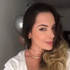 Karla Puerta (@puerta_abogada)