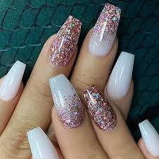 Check spelling or type a new query. Melina Auf Instagram Milchweiss Mit Rosegold Glitzer Auf Sargnageln Rose Gold Nails Gold Nails Acrylic Nails Coffin Short