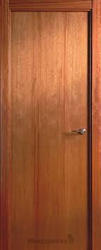 Consulta precios reales de reparar puertas madera en base a 3.600 presupuestos. Puerta Lisa Maciza Cedro Mercaporta