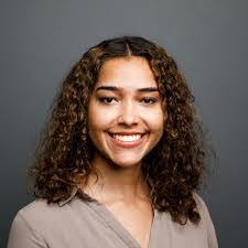 Veronica Boyle's Instagram, Twitter & Facebook