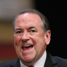 Mega-Donor Keeps Super PAC Supporting Mike Huckabee Afloat