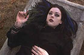 Kim Director As Goth Girl Kim Diamond Book Of Shadows Blair Witch Project 2 Blair Witch Project Blair Witch Metal Girl