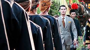 Sebelum pergi ke bioskop di kediri, saya kebanyakan minum alkohol, tapi ketika film mulai saya tidak. The Sinking Of Van Der Wijck Netflix