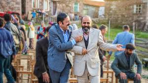 Onun en büyük korkusu, akraba evliliklerinin sık görüldüğü. Aile Hukumeti Netflix