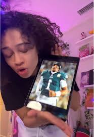 LIVE FROM THE EMERALD CITY 💚 #eagles #philly #superbowl