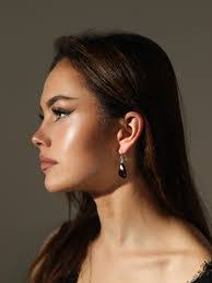 Amber Angel's Instagram, Twitter & Facebook