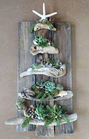 Pin De Les Baleines Roses En Chant De La Terre Con Imagenes Jardineria En Macetas Pared Suculenta Manualidades De Jardin