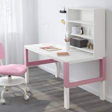 È facile regolare la scrivania a diverse altezze, 59, 66 o 72 cm, usando i pomelli sulle gambe. Pahl Scrivania Con Scaffale Bianco Rosa Ikea Svizzera