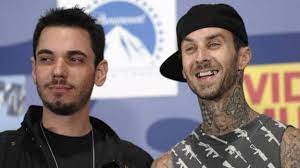 Travis barker, who survived a plane crash in 2008 that killed nearly. Travis Barker Relives Horror Plane Crash Incident That Killed Four People Nz Herald