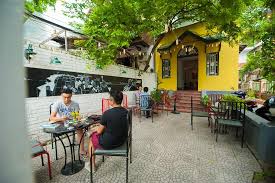 The upscale and casual restaurant, the front yard, located in north hollywood, is looking for team members to fit within a dynamic group of a unique neighborhood gathering place, the front yard, showcases la's diverse flavors in a setting as casual and comfortable as an evening at an old friend's. Front Yard Picture Of Tang Tret Cosmo Cafe Hanoi Tripadvisor