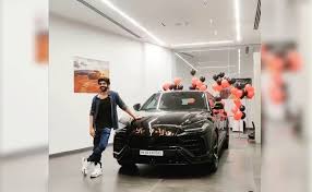#kartik_aaryan corona stop karo na _kartik aaryan. Actor Kartik Aaryan Brings Home The Lamborghini Urus