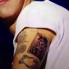Did you scroll all this way to get facts about harry styles tattoos? Harry Styles Tattoos And Meanings Complete List Of One Direction Star S Body Art
