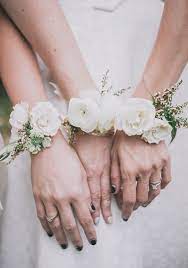 You've probably heard of the garter toss or even maybe seen it happen at a wedding that you've attended. 10 Creative Beautiful Alternative Bridesmaid Bouquets Chic Vintage Brides