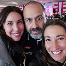 New energies, good friends, hot cars, same me… I love when the best things  in life never change… ⚡️🫰🏼 . #formulaE #byd #bydelectric #bydsealion7  #fullelectric