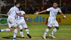 Pertandingan persija versus (vs) persib di partai pamungkas piala menpora 2021 bakal berlangsung dalam dua leg, 22 dan 25 april 2021. Prediksi Tira Persikabo Vs Persib Menanti Kekuatan Baru Maung Bandung