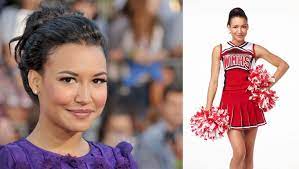 Fellow glee stars paid tribute to rivera on social media monday, offering their love and support to her son and family. Former Glee Actress Naya Rivera Missing Presumed Dead After Day On California Lake Reports