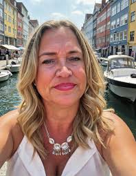 Hiring for three high-level roles for women