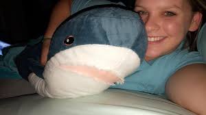 Bruce and Sisi are close the last few days 😻