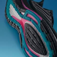 See all the styles and colours of ultraboost 21 primeblue boost running shoes at the official adidas israel online store. Adidas Ultraboost 21 Laufschuh Schwarz Adidas Deutschland