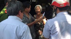 Ông đoàn ngọc hải nói sẽ chuyển thêm 46 triệu đồng nữa để xây nhà cho người nghèo ở huyện nam trà my, quảng. Chá»§ Nuoi Cho Pháº£n á»©ng Dá»¯ Dá»i Khi Ong Ä'oan Ngá»c Háº£i Ra Lá»nh Báº¯t Giá»¯ Cho Tháº£ Rong Bao Phá»¥ Ná»¯