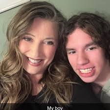 Memorial jewelry for Tennessee burial