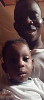 President bio a don ole u tiff man oo 😂 Abeg wuna help me watch am ba,  nortto the Guy this? Watin we for do am guys?😃