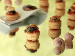 Feuillete D Escargots Aux Cepes Recette Alimentation Recette Desserts Sans Cuisson