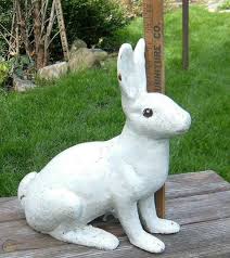 Welcome your guests with this sweet farmhouse wooden easter rabbit! Decor Rabbit Garden Statue Figurine Rustic Cast Iron Decor Door Stop Bunny Home Decor Home Garden