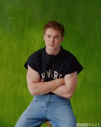 How Kit Connor, Rachel Zegler Created Romeo & Juliet for Gen Z With  Pull-Ups and a Kiss | Teen Vogue