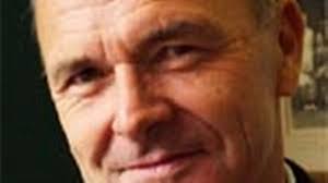 Old-school spy tactics praised