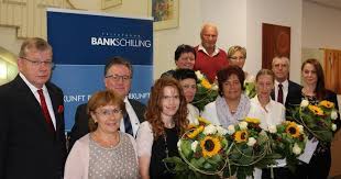 Lesen sie was kunden über bank schilling & co. Uber 300 Jahre Erfolgreiche Zusammenarbeit Im Hause Bank Schilling Pressewissen