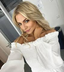 Valentina pahde is a libra and was born in the year of the dog life. Valentina Pahde Ist Sie Etwa Wieder Vergeben