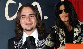 Some may think he had 4. Michael Jackson Children Did Michael Jackson Have Any Biological Children Music Entertainment Express Co Uk
