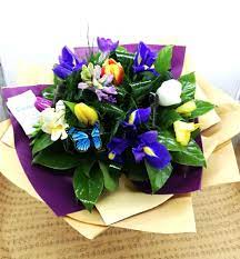 Planșă de colorat cu iepurași și flori. Buchet Colorat Cu Flori De Primavara Florarie Online Cluj Livrare Gratuita Flori In Cluj