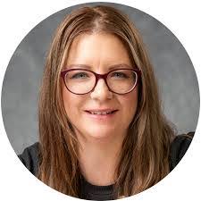 Patricia Valente's Instagram, Twitter & Facebook