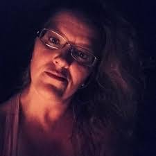 Neva Moss's Instagram, Twitter & Facebook