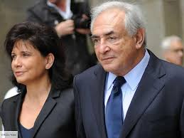Anne sinclair a soutenu dsk lorsque l'affaire du sofitel a éclaté. Anne Sinclair Cette Blague Tres Amere Qu Elle A Faite A Dsk En Pleine Affaire Du Sofitel