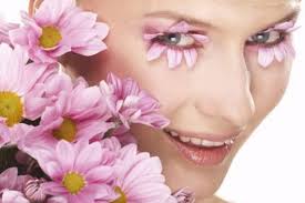 Woman Flower, eyes flowers, pink daisies, flowers, beauty, smile, petals,  HD wallpaper