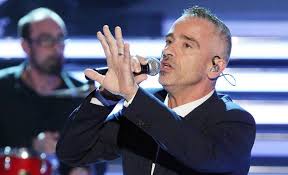 110,373 fans get concert alerts for this artist. L Incredibile Foto Di Eros Ramazzotti Ricordate Com Era Da Giovane