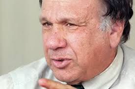 Friedman back in courtroom as referee