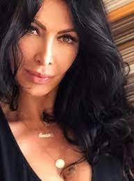 Maybe you would like to learn more about one of these? Mihaela Radulescu Extrem De Sexy Pe Instagram Cum S A Pozat Vedeta Si Ce Reactie Au Avut Fanii Ei Perfecte Ro