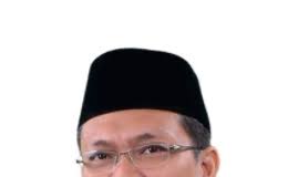 Pengarah komunikasi barisan nasional ahli parlimen lenggong ahli majlis. Datuk Shamsul Anuar Nasarah Warta Daily