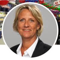 Catherine Fleck's Instagram, Twitter & Facebook