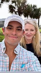 Darlene Koons's Instagram, Twitter & Facebook