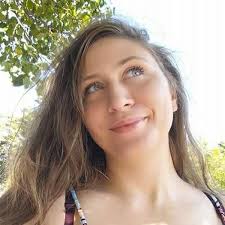 Emily Oneal's Instagram, Twitter & Facebook