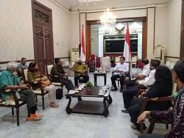 Terbentuk dpc jakpus, pemuda batak bersatu semakin eksis di ibu kota. Untuk Membangun Adat Dan Budaya Walikota Bogor Menyambut Baik Pengurus Pemuda Batak Bersatu Kota Bogor